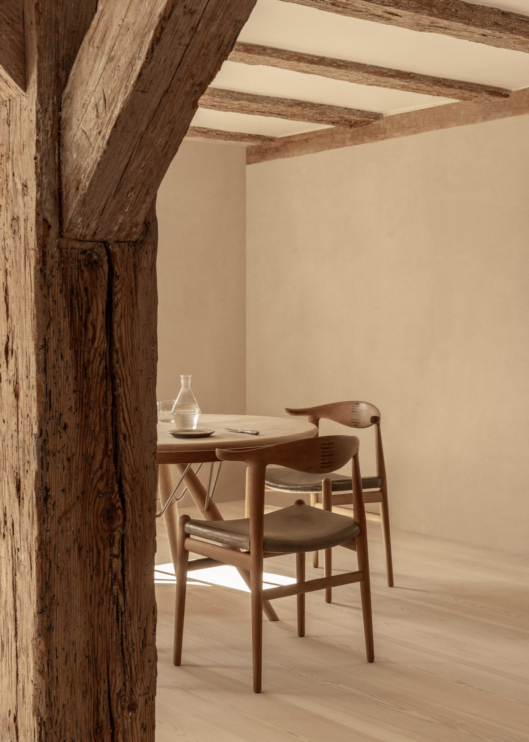 pp505_cow_horn_chair_upholstered_pp_mobler_wegner_lifestyle_cma-3