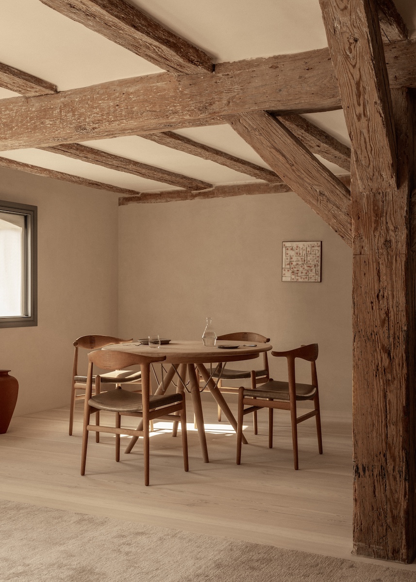 pp505_cow_horn_chair_upholstered_pp_mobler_wegner_lifestyle_cma-1