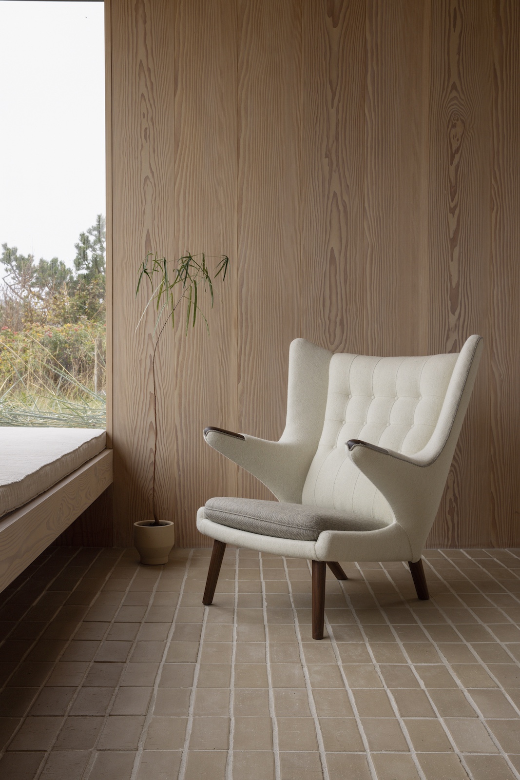 pp19 Papa Bear Chair by Window